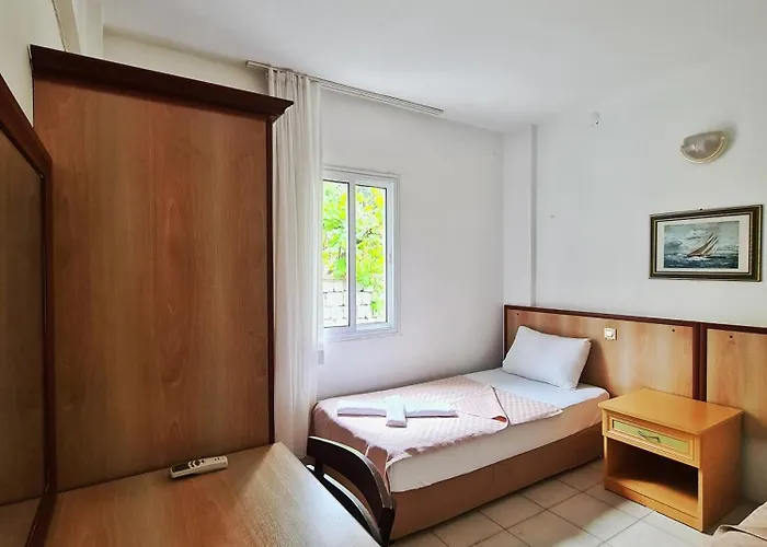 Lägenhetshotell Fora 4*