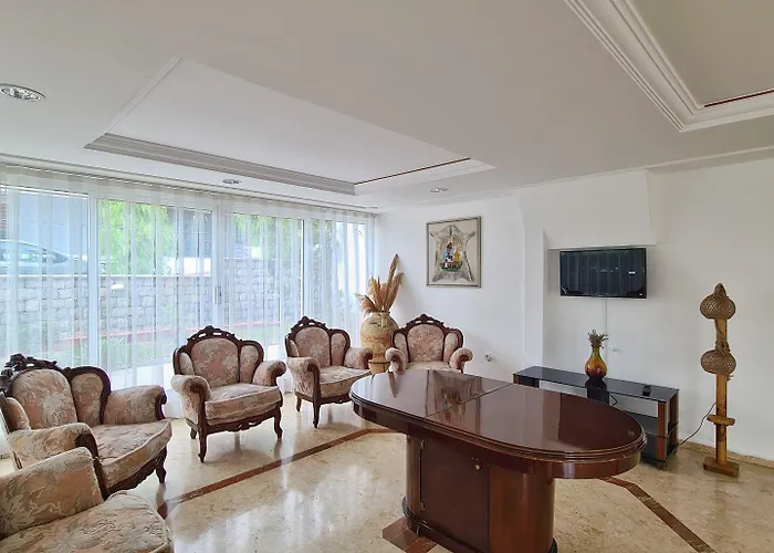 Fora Lägenhetshotell Çeşme