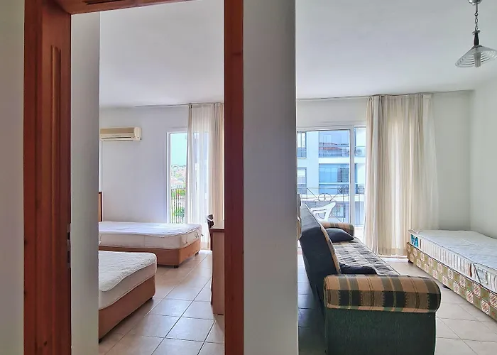 Fora Lägenhetshotell Çeşme