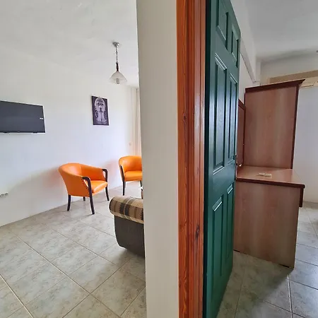 Fora アパートホテル Çeşme