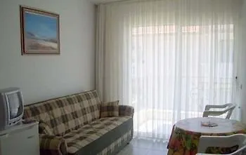 Fora 3* Çeşme